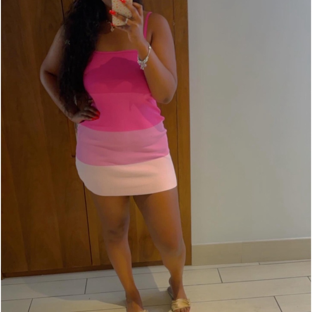Shades of pink crochet dress.